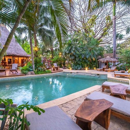 Hotel Pasatiempo Tamarindo Dış mekan fotoğraf
