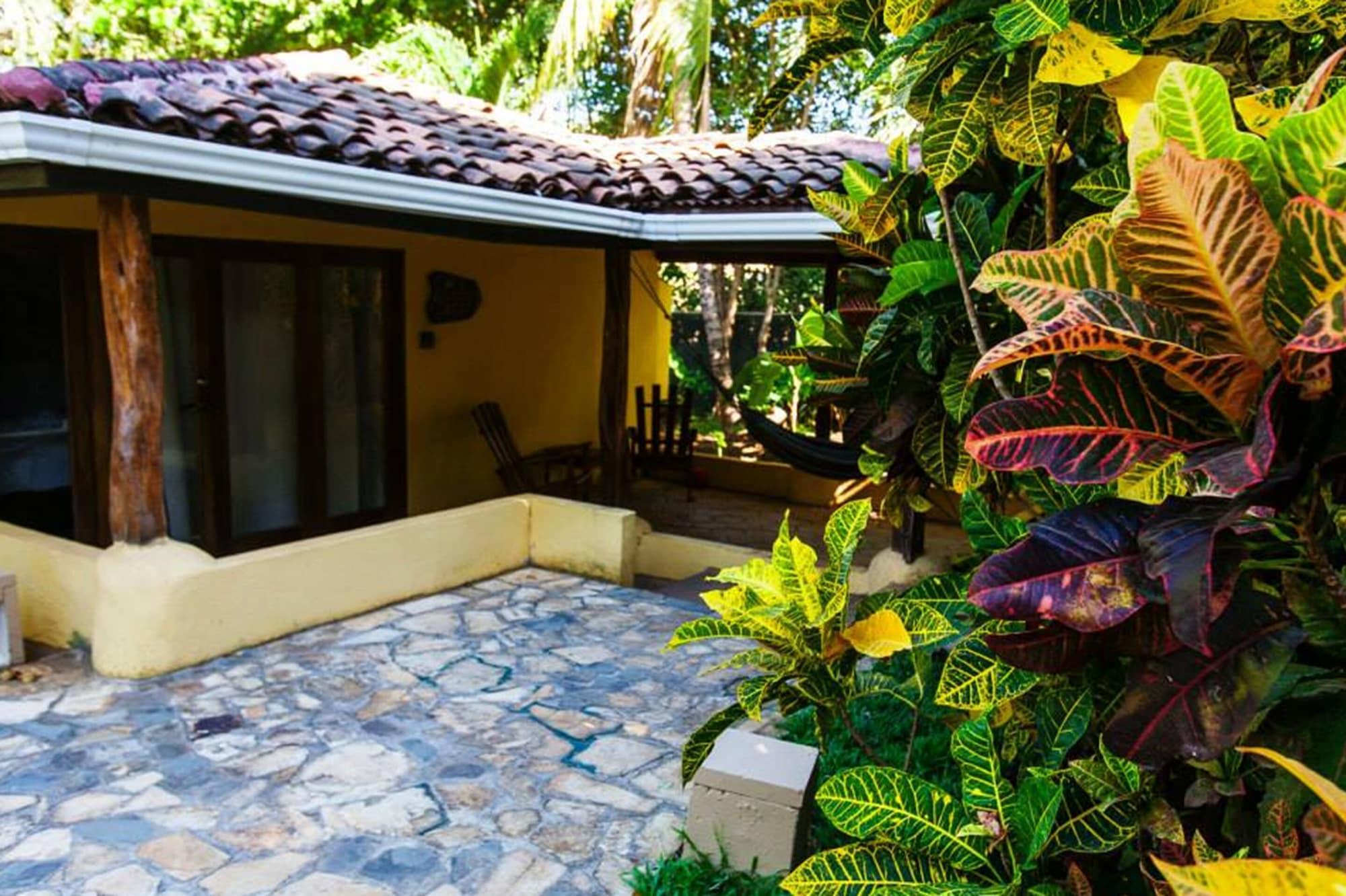 Hotel Pasatiempo Tamarindo Dış mekan fotoğraf