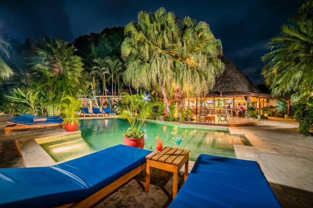 Hotel Pasatiempo Tamarindo Dış mekan fotoğraf