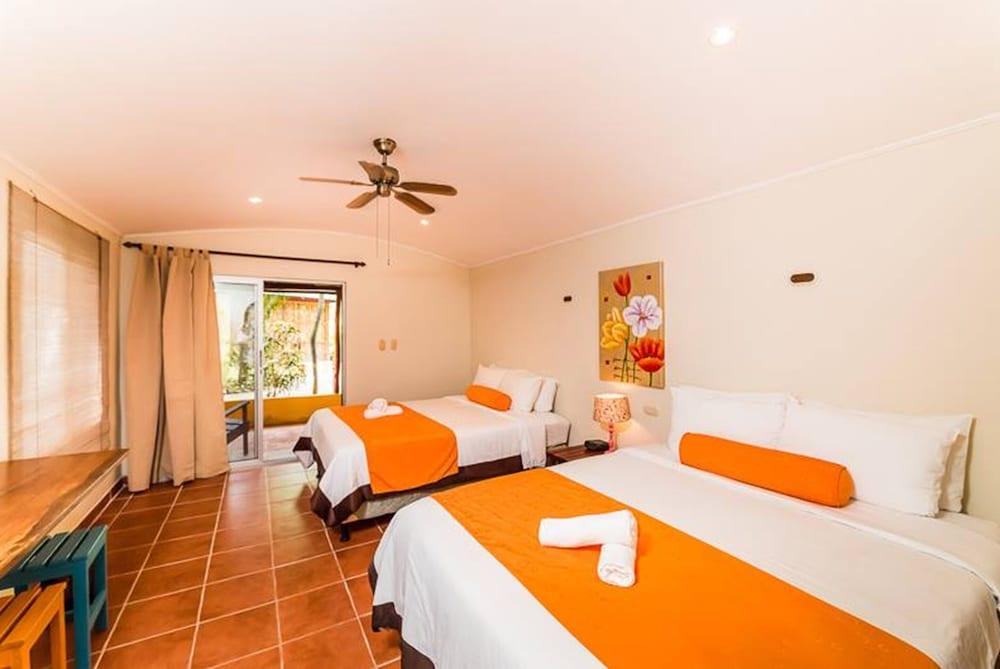 Hotel Pasatiempo Tamarindo Dış mekan fotoğraf