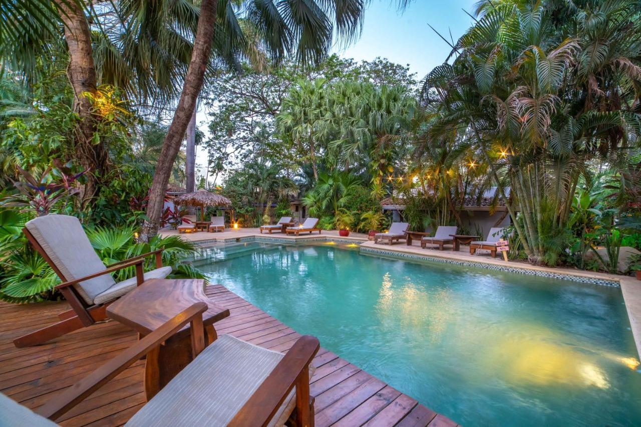 Hotel Pasatiempo Tamarindo Dış mekan fotoğraf