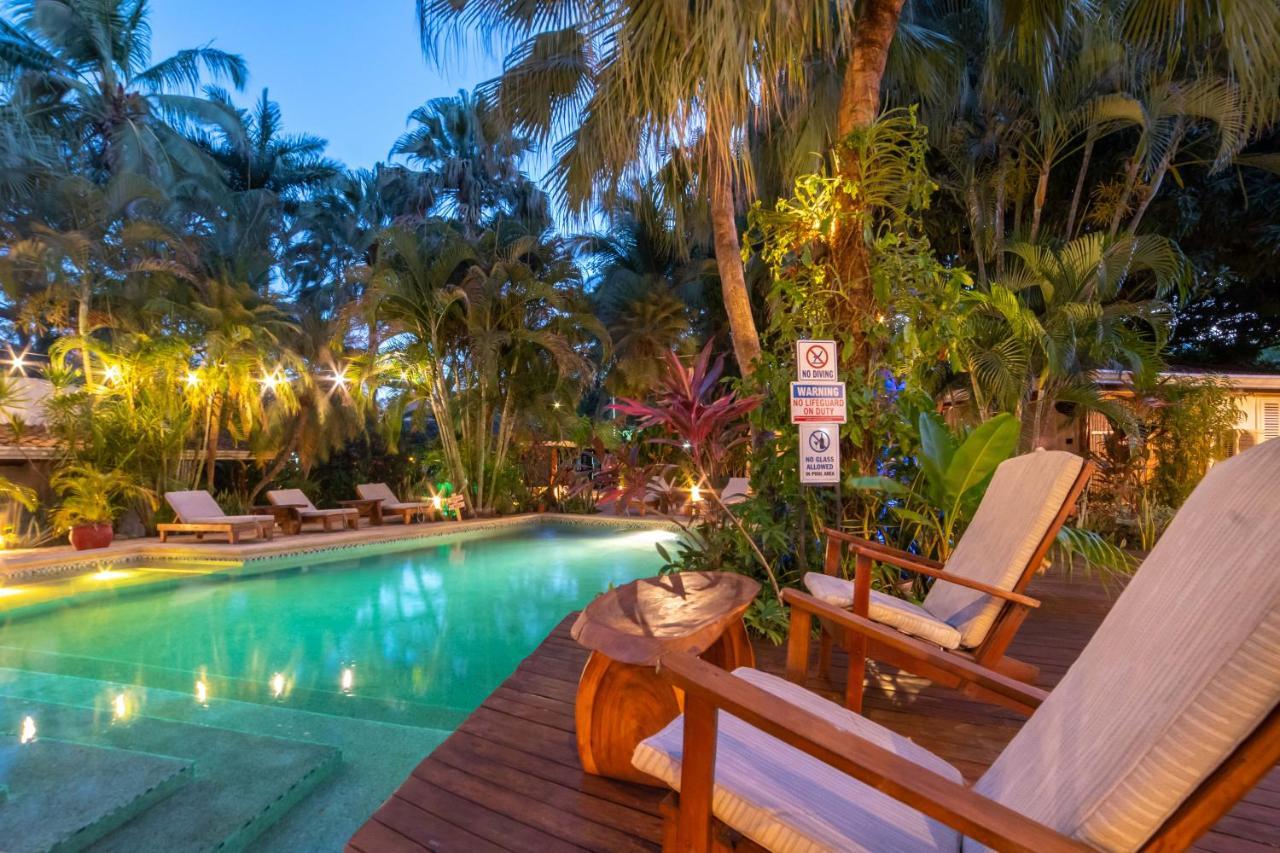 Hotel Pasatiempo Tamarindo Dış mekan fotoğraf