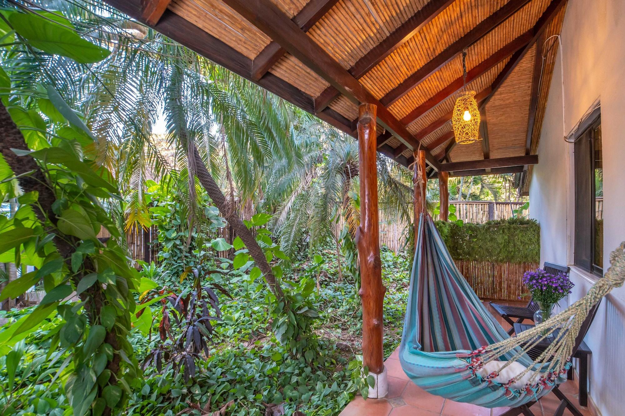 Hotel Pasatiempo Tamarindo Dış mekan fotoğraf